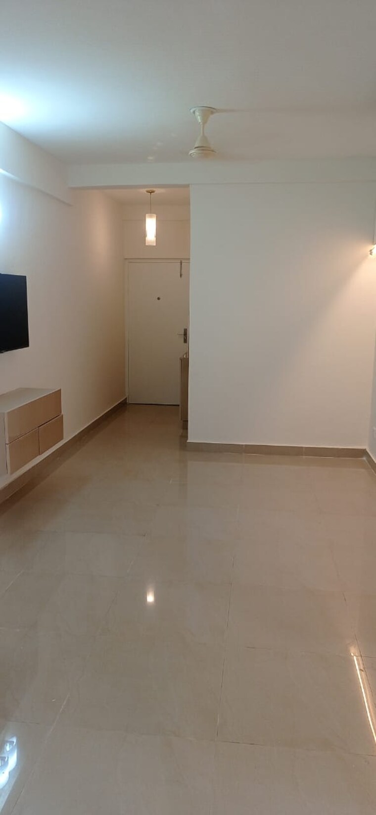 Room, suncity-avenue-76 2 Bedroom 635 Sq.Ft. Apartment In Sector 76 Gurgaon 9629611
