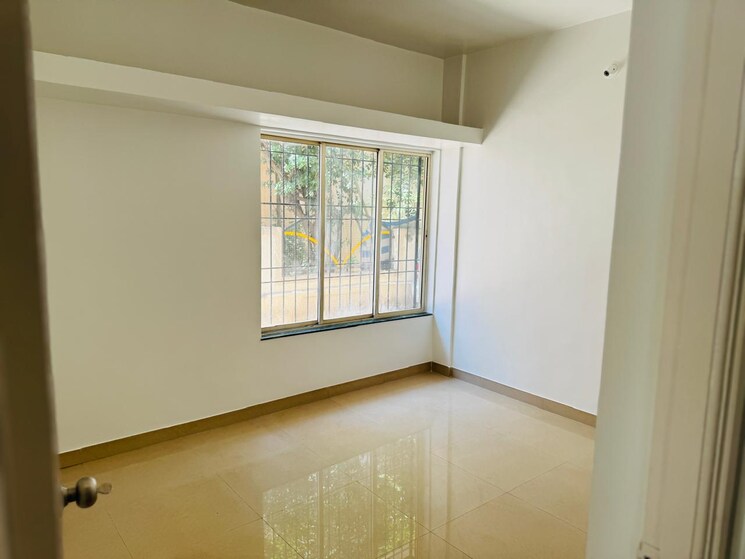 Room, navale-prestige 3 Bedroom 2400 Sq.Ft. Independent House In Vadgaon Budruk Pune 9629912