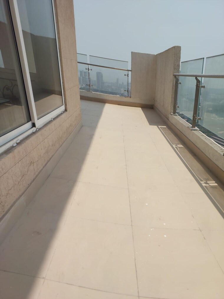 Balcony, indiabulls-sky-forest 4 Bedroom 4301 Sq.Ft. Apartment In Lower Parel Mumbai 9629777