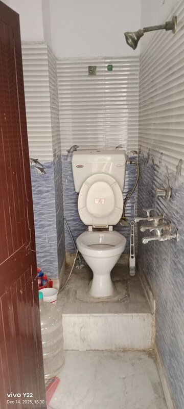 Bathroom in 2 BHK Independent House at Laxmi Nagar – for Rent