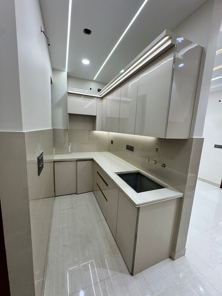 Kitchen, dwarka 2 Bedroom 60 Sq.Yd. Builder Floor In Dwarka Delhi 9629921