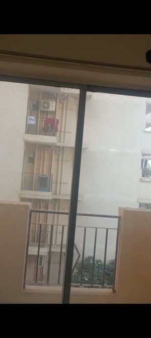 2 BHK Apartment For Rent in MRG The Balcony, Sector 93