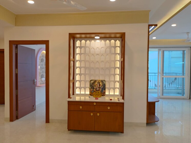 Room, sector 19b dwarka 3 Bedroom 2000 Sq.Ft. Apartment In Sector 19b Dwarka Delhi 9629892