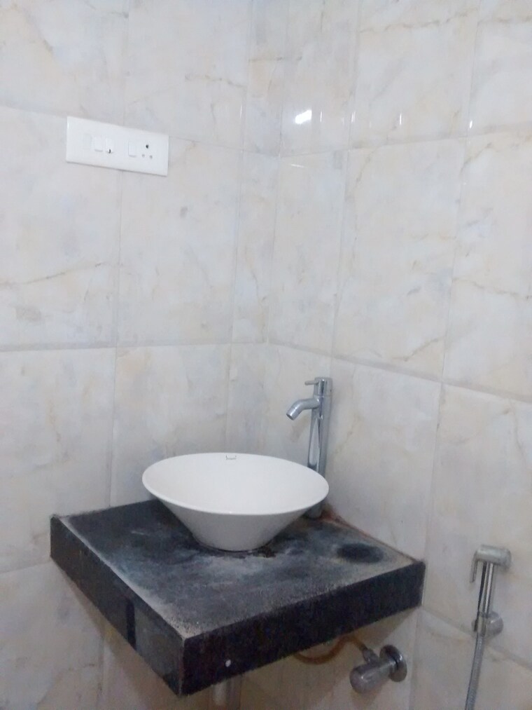 Bathroom, kakkad-madhukosh 3 Bedroom 1500 Sq.Ft. Apartment In Balewadi Pune 9629899