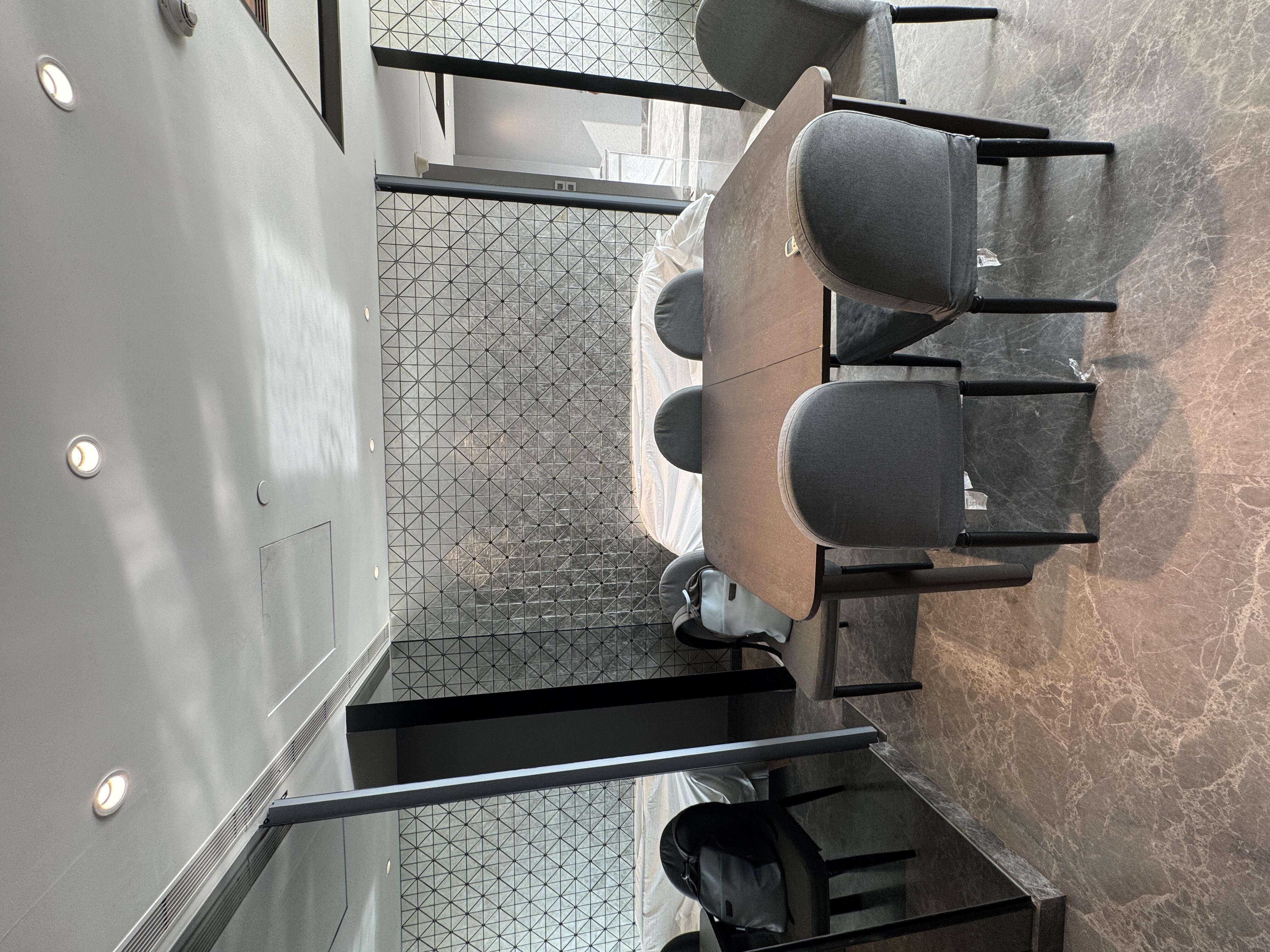 4 BHK + Servant Room Apartment For Sale in Lodha Trump Tower