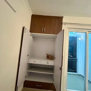 Furnished Amenities in 2 BHK Apartment at Unity The Amaryllis, Karol Bagh – for Rent