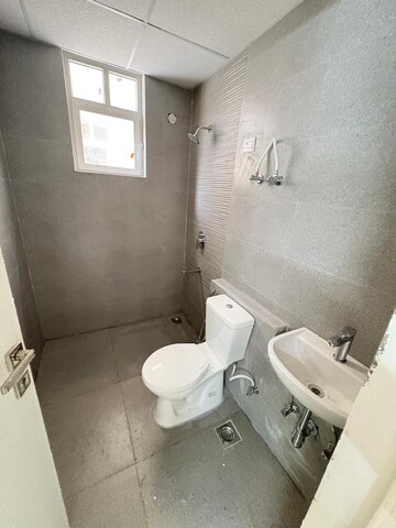 Master Bedroom in 3 BHK Apartment at Signature Global City, Sector 37d – for Rent