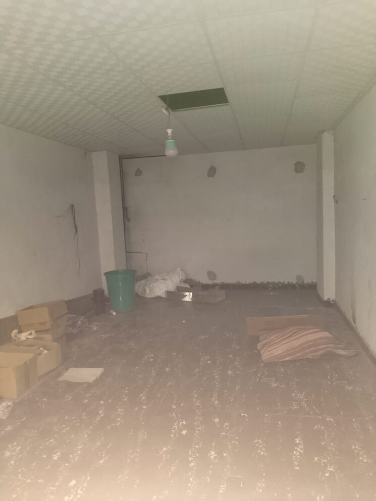 Bathroom, rise-retailia Commercial Shop 450 Sq.Ft. In Sector 1 Greater Noida Greater Noida 9630058