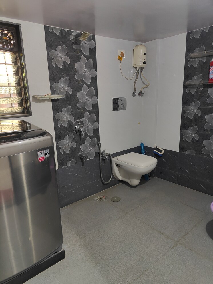 Bathroom, vasai west 3 Bedroom 950 Sq.Ft. Builder Floor In Vasai West Palghar 9630144