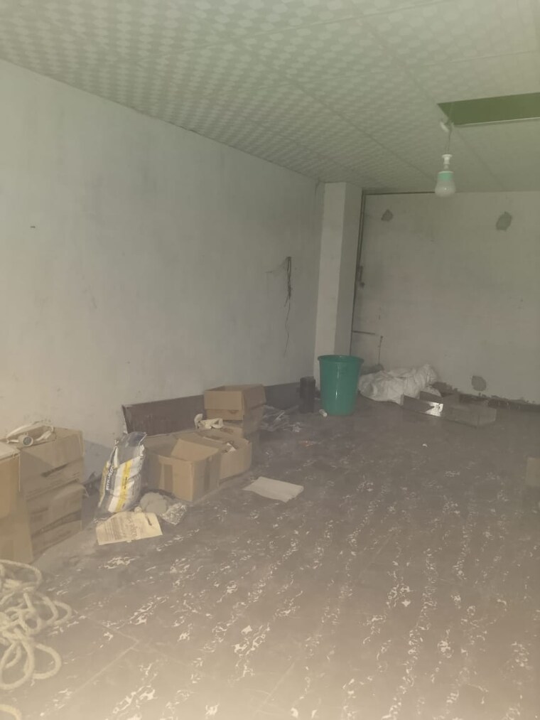 Team Area, rise-retailia Commercial Shop 170 Sq.Ft. In Sector 1 Greater Noida Greater Noida 9630170