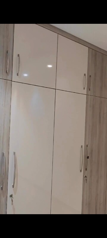 Furnished Amenities in 3 BHK Builder Floor at Lajpat Nagar 4 – for Rent