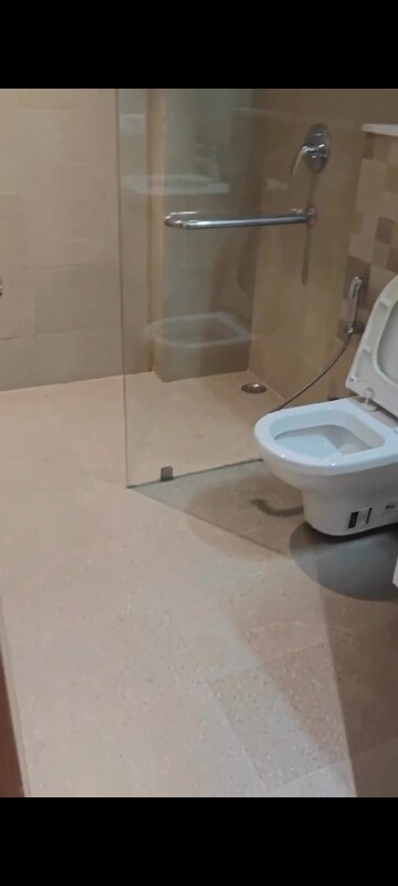 Bathroom in 3 BHK Builder Floor at Lajpat Nagar 4 – for Rent