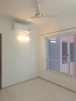 Room in 3 BHK Apartment at Shapoorji Pallonji Joyville Phase 2, Sector 102 – for Rent