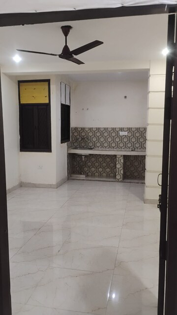 Bathroom in 1 BHK Builder Floor at Saket – for Rent
