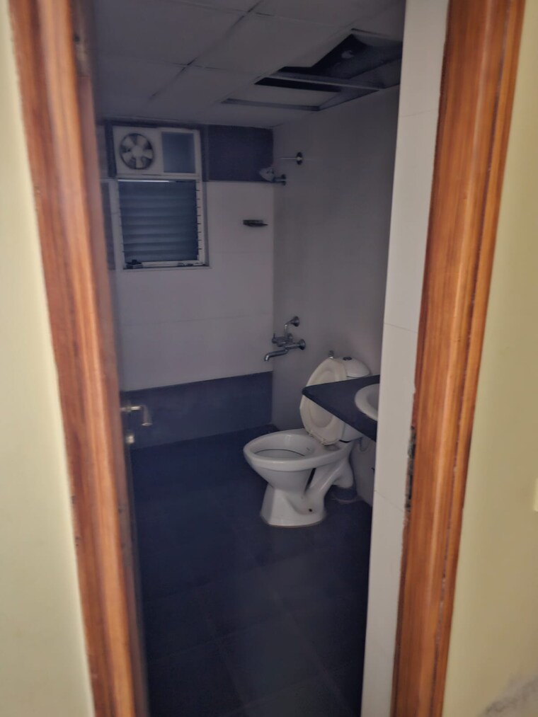 Bathroom, amoda-valmark 3 Bedroom 1850 Sq.Ft. Apartment In Bannerghatta Road Bangalore 9630292