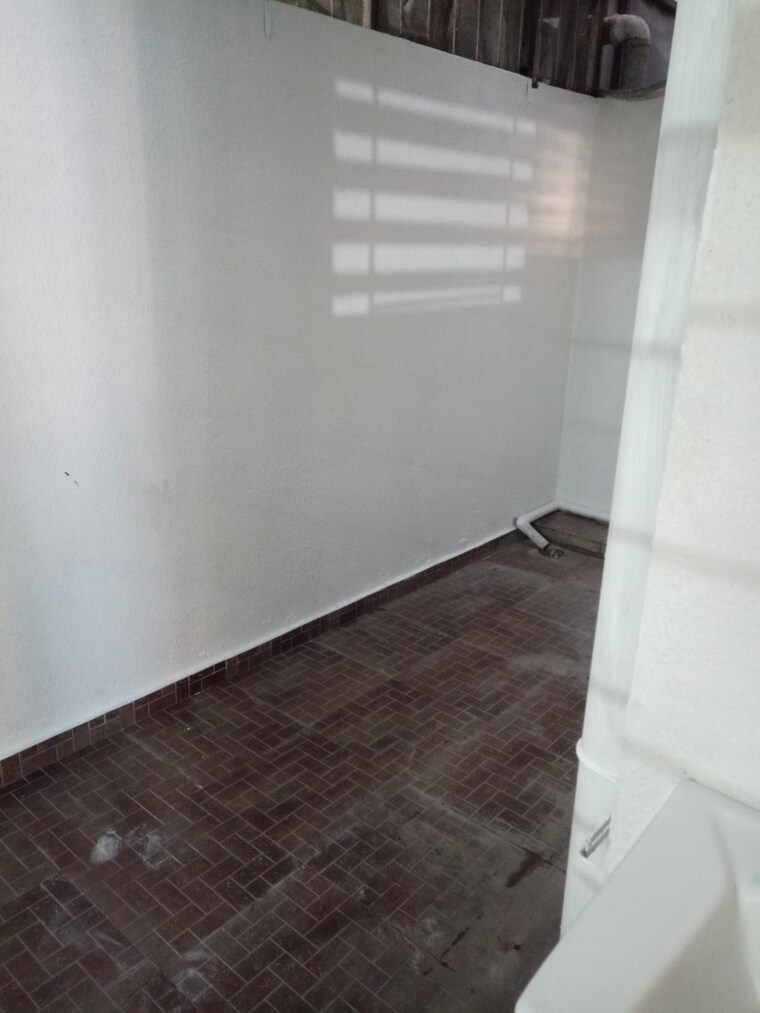 Attached Bathroom, kothrud 2 Bedroom 1012 Sq.Ft. Apartment In Kothrud Pune 9630238