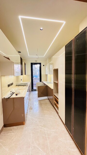 Building Lobby in 3 BHK Builder Floor at Anant Raj Ashok Estate, Sector 63a – for Sale