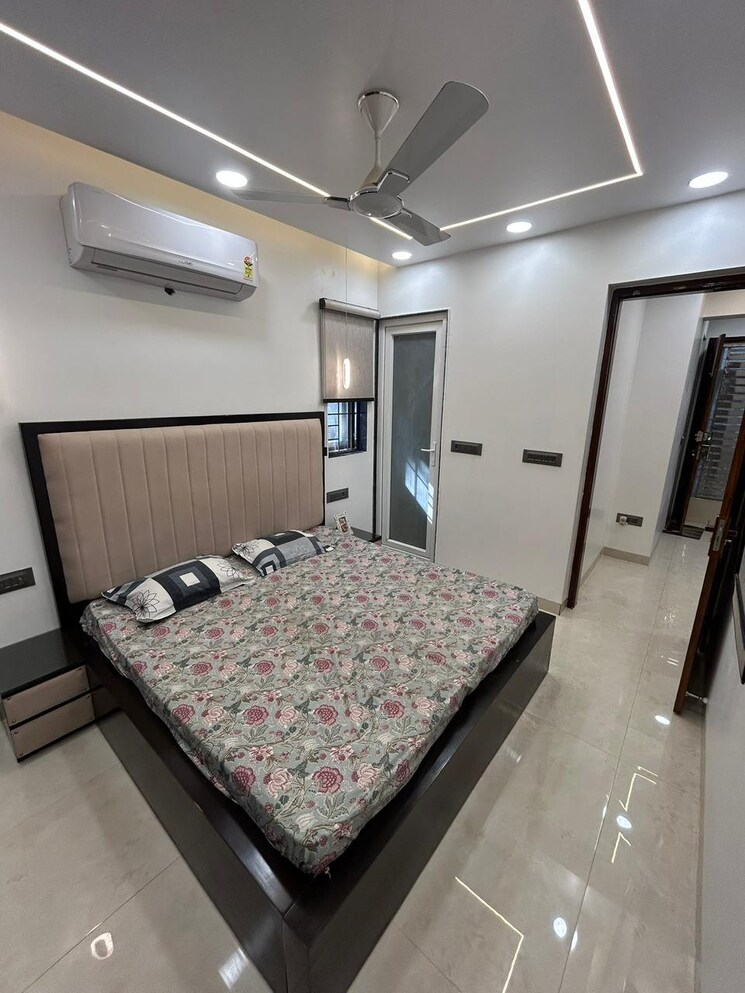 Bedroom, janakpuri 2 Bedroom 1000 Sq.Ft. Apartment In Janakpuri Delhi 9630358