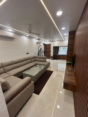 Kitchen in 2 BHK Apartment at Janakpuri – for Rent