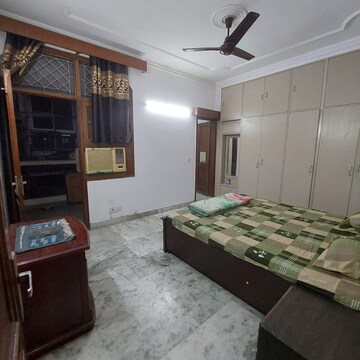 Bedroom in 2 BHK Independent House at Lajpat Nagar – for Rent