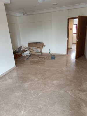 Room in 2 BHK Apartment at Ekta Trinity, Santacruz West – for Sale