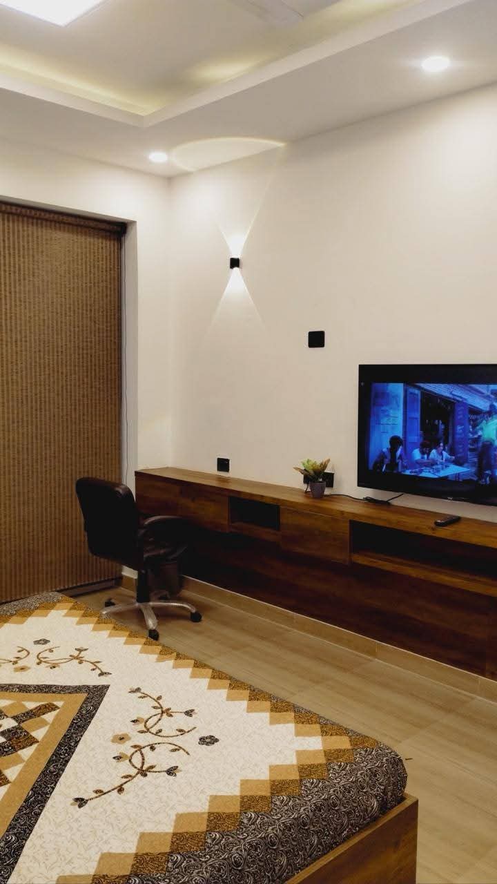 2 BHK Apartment For Rent in Gaur City 2 - 14th Avenue