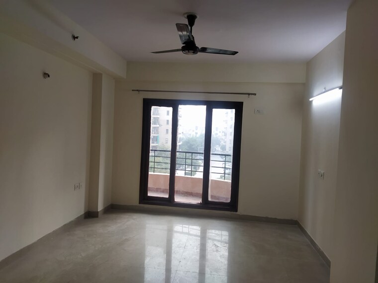 Room, rps-savana 3 Bedroom 1600 Sq.Ft. Apartment In Sector 88 Faridabad 9630418