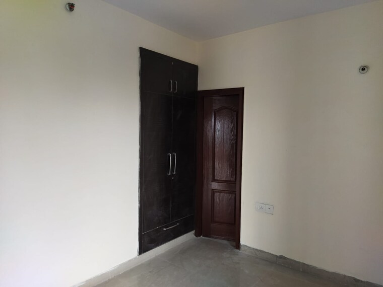 Room, rps-savana 3 Bedroom 1600 Sq.Ft. Apartment In Sector 88 Faridabad 9630418