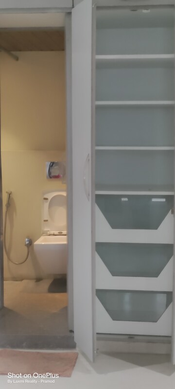 Bathroom in 3 BHK Apartment at Prarthana Grand, Sewri – for Rent