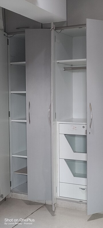 Bathroom in 3 BHK Apartment at Prarthana Grand, Sewri – for Rent