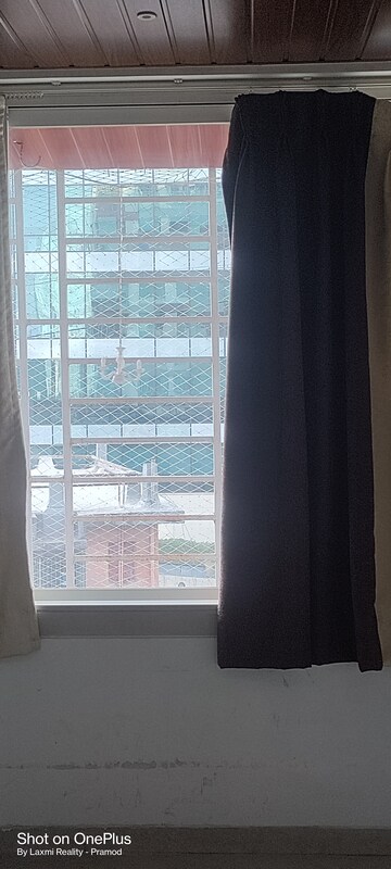 Bathroom in 3 BHK Apartment at Prarthana Grand, Sewri – for Rent