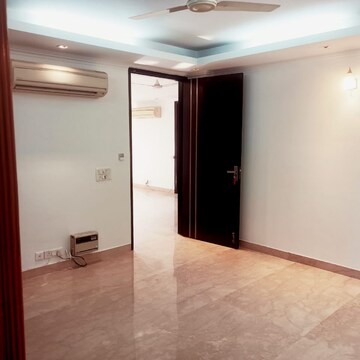 Room in 3 BHK Independent House at Jangpura – for Rent