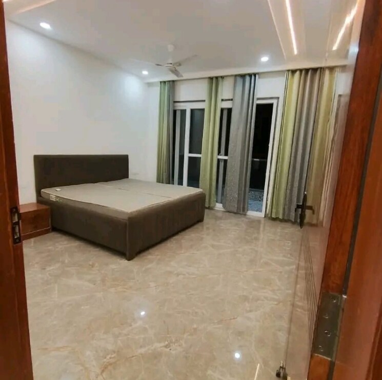 Room, ecotech iii greater noida 3 Bedroom 1720 Sq.Ft. Builder Floor In Ecotech Iii Greater Noida Greater Noida 9630617