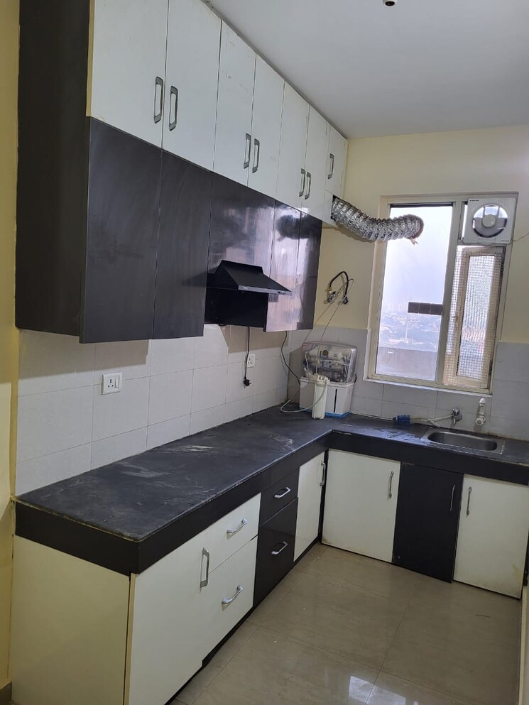 Kitchen, signature-global-the-millennia 2 Bedroom 644 Sq.Ft. Apartment In Sector 37d Gurgaon 9630445