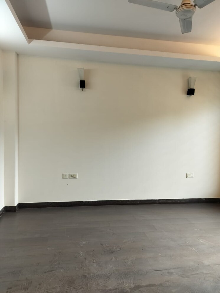 Room, signature-global-the-millennia 2 Bedroom 644 Sq.Ft. Apartment In Sector 37d Gurgaon 9630453