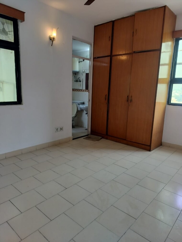 Room, signature-global-the-millennia 2 Bedroom 644 Sq.Ft. Apartment In Sector 37d Gurgaon 9630453