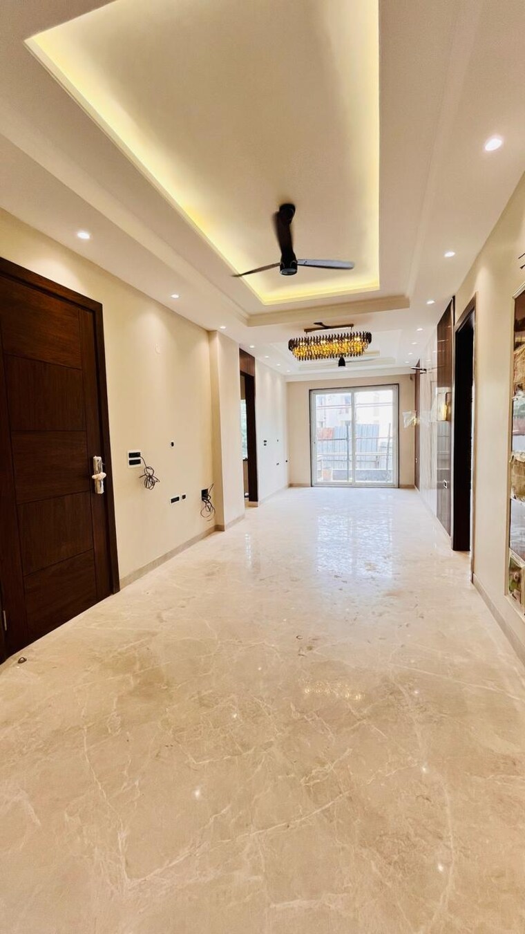 Room, bptp-green-oaks 3 Bedroom 180 Sq.Yd. Builder Floor In Sector 70a Gurgaon 9630458