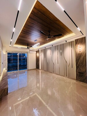 Kitchen in 3 BHK Builder Floor at BPTP Green Oaks, Sector 70a – for Sale