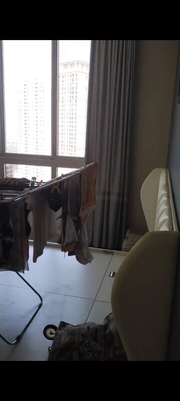 Team Area in 3 BHK Apartment at Hiranandani Estate, Ghodbunder Road – for Rent