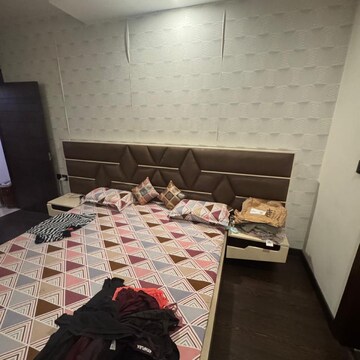 Room in 3 BHK Independent House at Jangpura – for Rent