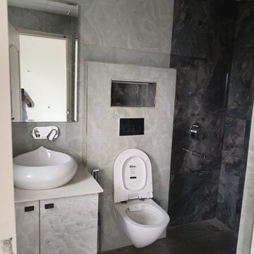 Bathroom in 3 BHK Apartment at Central Park Flower Valley Aqua Front Towers, Sohna Sector 33 – for Rent