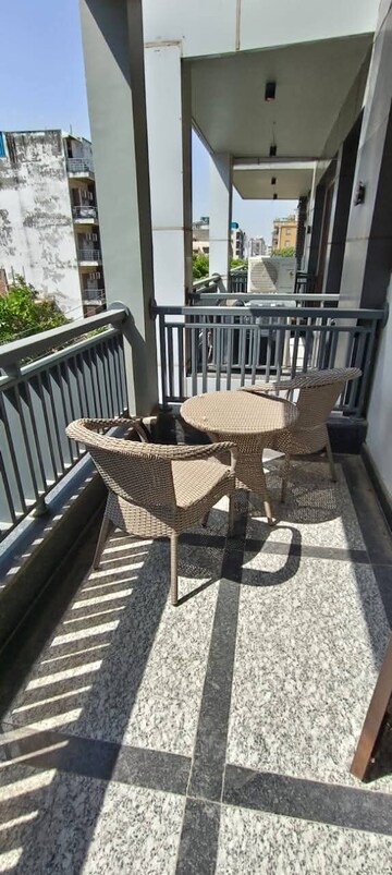 2 BHK Apartment For Rent in VVIP Homes, Gaur City 2