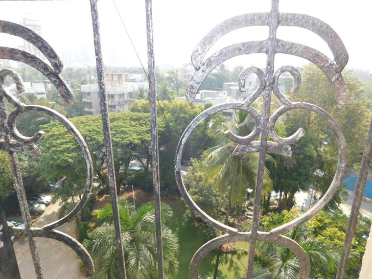 Garden, andheri west 3 Bedroom 800 Sq.Ft. Apartment In Andheri West Mumbai 9630577