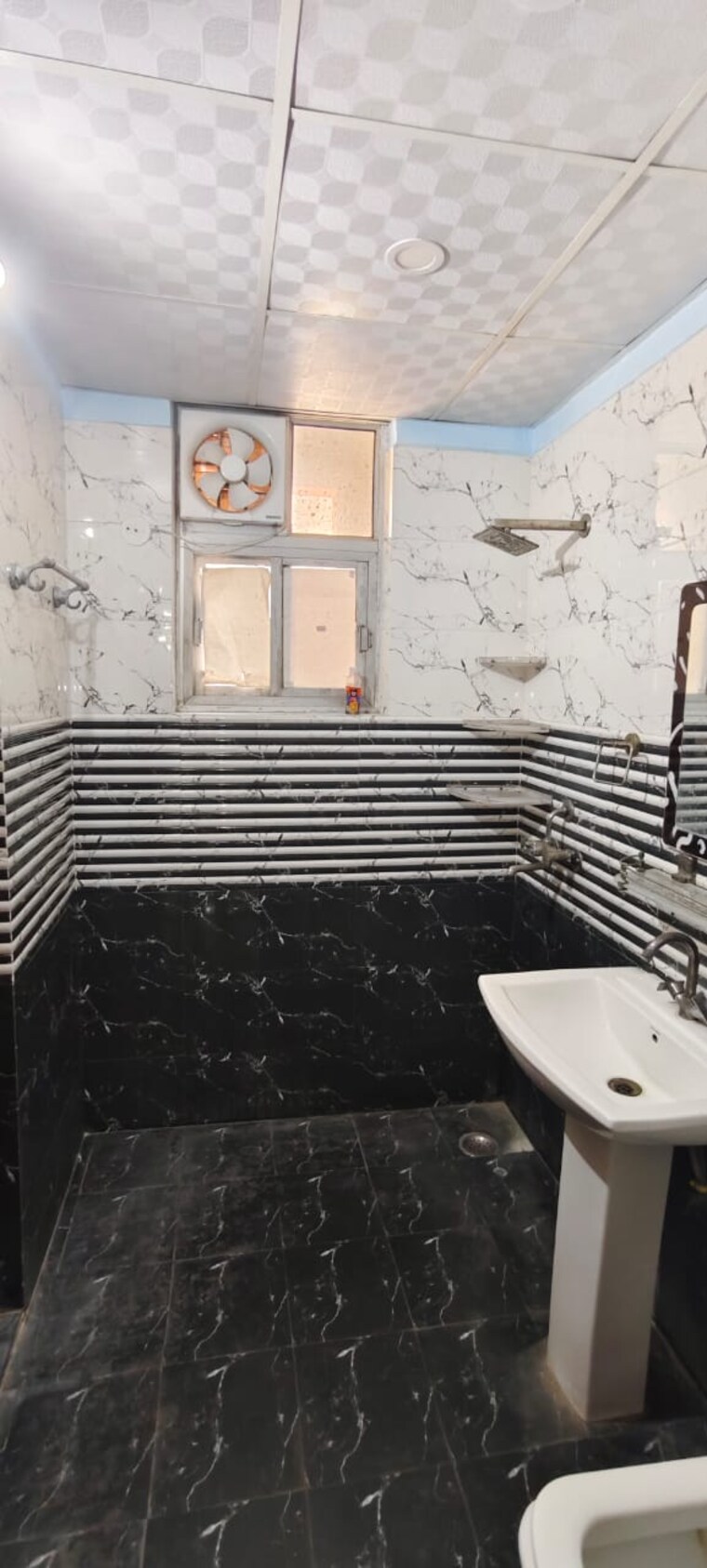 Bathroom, piyush-heights 3 Bedroom 1570 Sq.Ft. Apartment In Sector 89 Faridabad 9630600