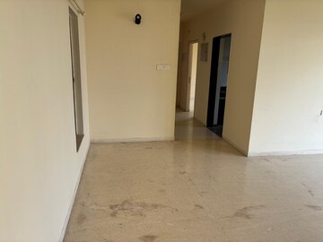 Room in 2 BHK Apartment at Kalpataru Hills, Manpada – for Sale