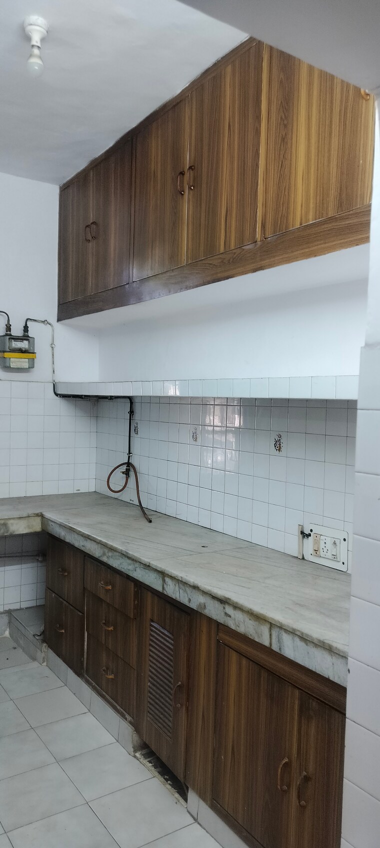 Kitchen, janakpuri 2 Bedroom 1000 Sq.Ft. Apartment In Janakpuri Delhi 9630715