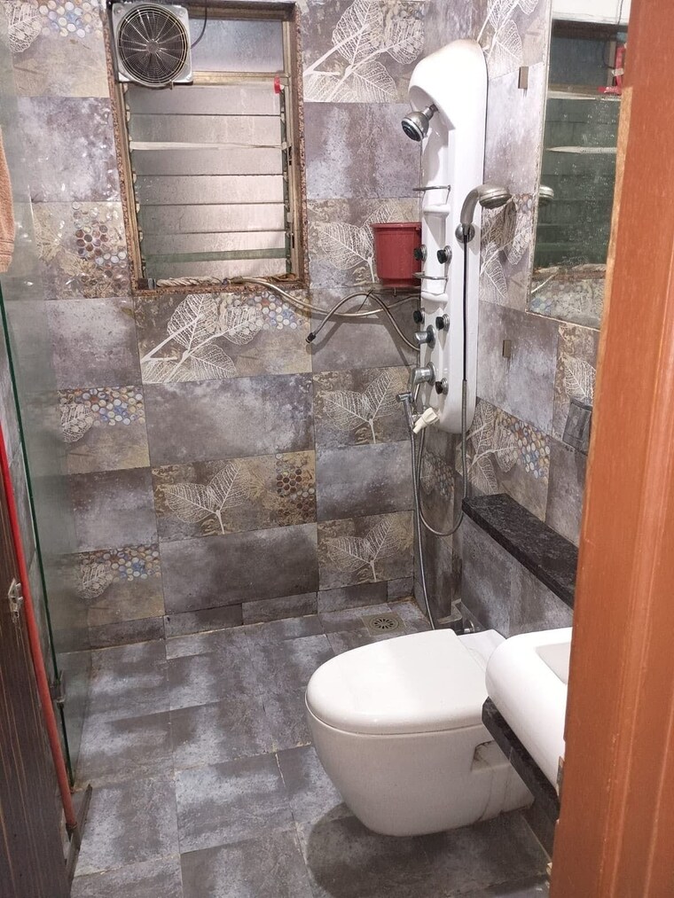 Bathroom, paradise-sai-riverdale 2 Bedroom 1200 Sq.Ft. Apartment In Taloja Navi Mumbai 9630598
