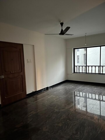Room in 2 BHK Apartment at Dejavu Apartment, Bandra West – for Rent