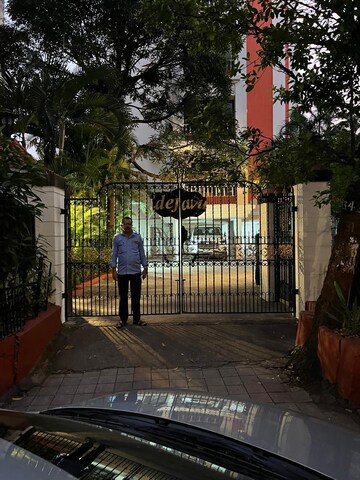 2 BHK Apartment – Exterior View View at Dejavu Apartment, Bandra West - for Rent