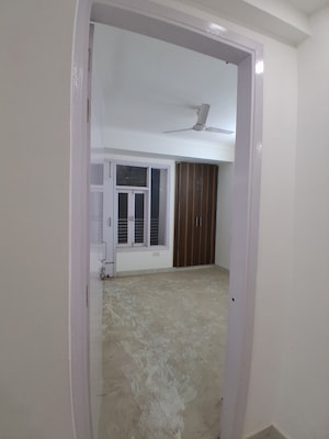Furnished Amenities in 2 BHK Apartment at Nidhi Exclusive Floors, Mehrauli – for Sale